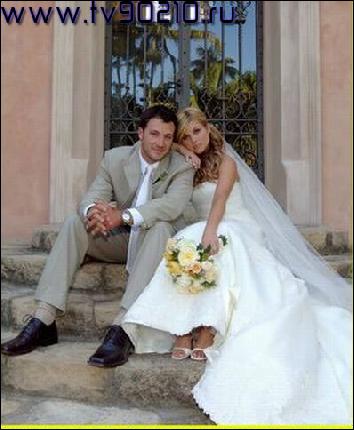 tv90210.ru_tiffani_amber_thiessen_005 (398x484, 45 kБ...)